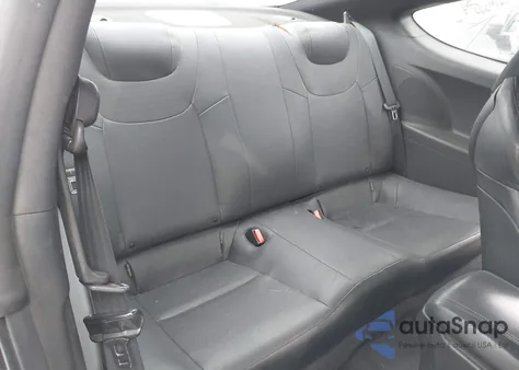 2016 Hyundai Genesis 3.8 Ultimate z USA, uszkodzony, nr VIN KMHHU6KJ2GU133325